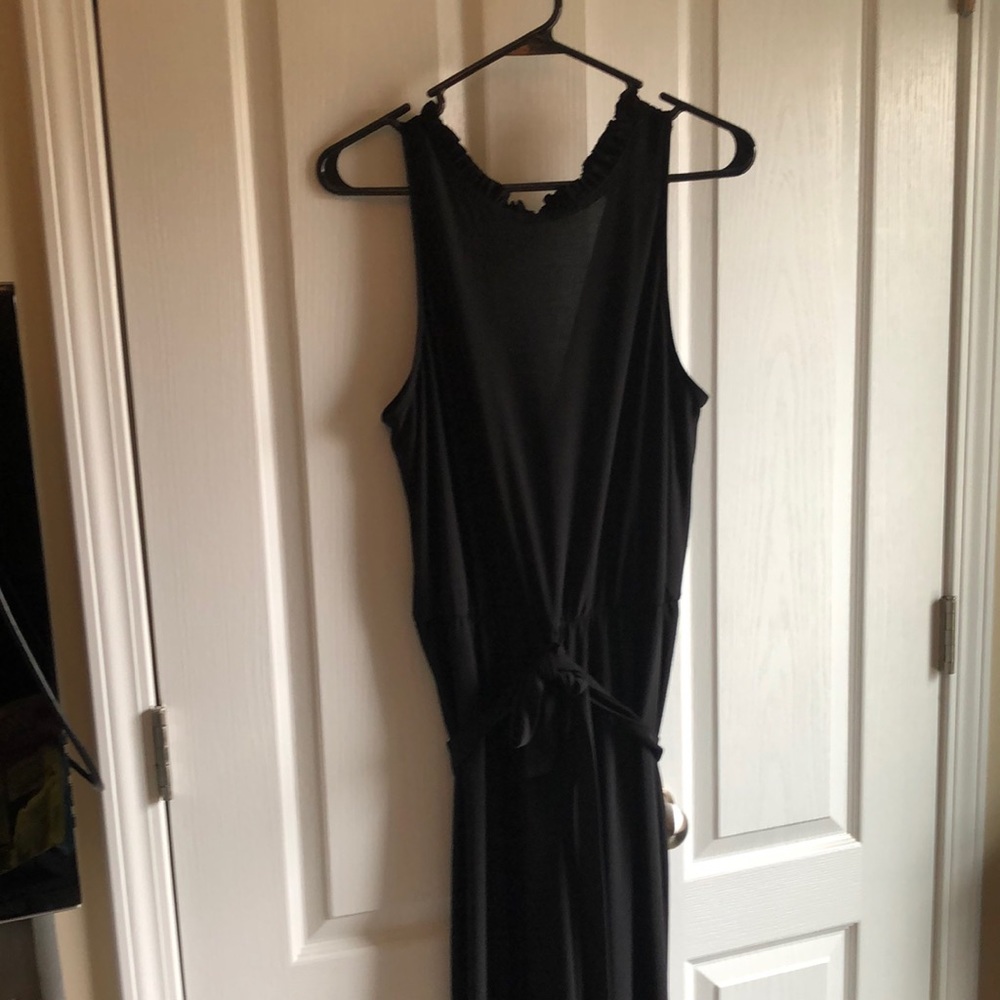 Beautiful one piece jumpsuit.